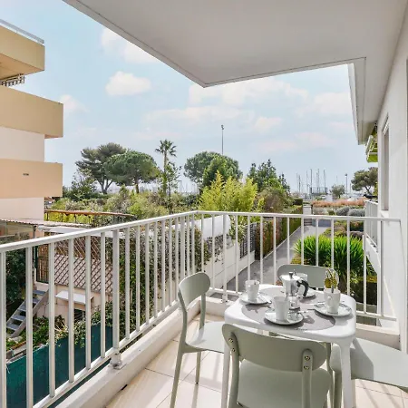 Appartement Dolce By Interhome Saint-Laurent-du-Var